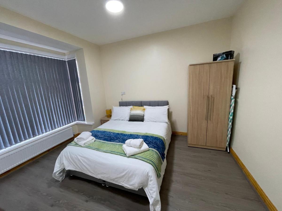 City Road Birmingham Apartments From 360Midlands, En-Suite Exterior photo